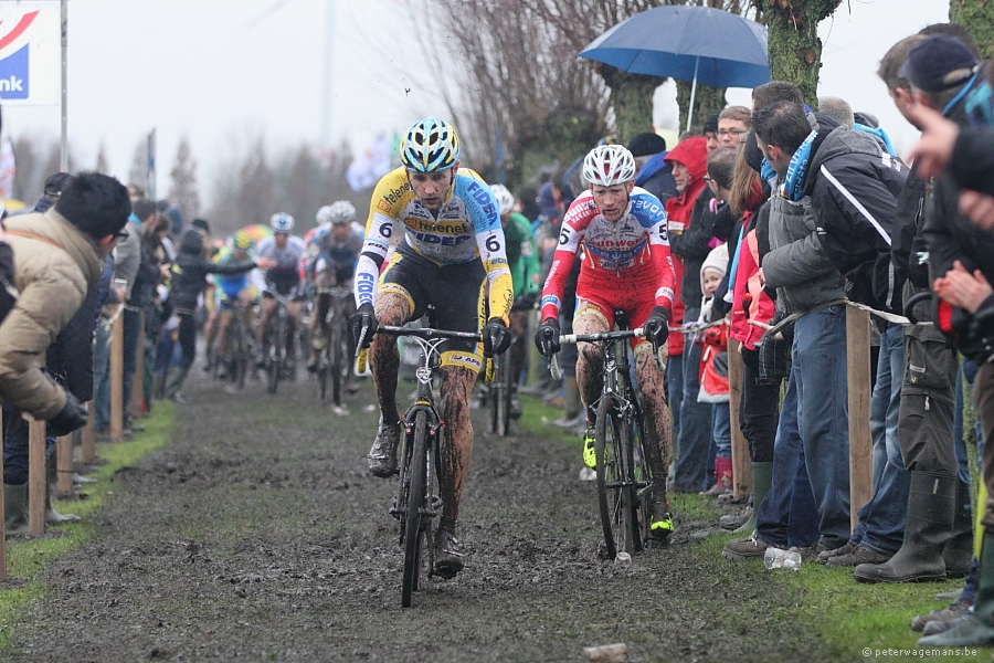 Azencross Loenhout heren